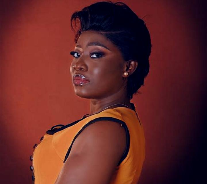 Sara, 33 — Escort en Rieni, Rumania