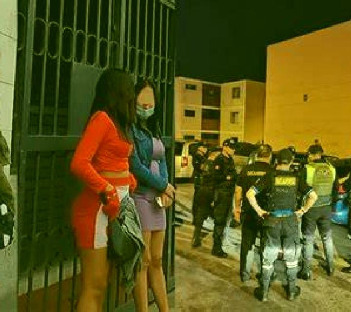 Sofía, 21, acompañante morena de ojos marrones y etnia caucásica basada en Jajpur. Ofrece Experiencia de novia, Fetiche, Hasta el final (CIM), Acompañante de...