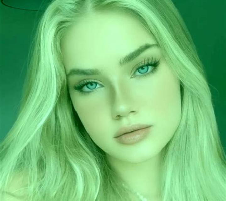 Sofía, 23, acompañante castaño claro de ojos azules y etnia eslava basada en Badari. Ofrece 69, Tríos / dúos, Acompañante de viaje, Cita de cena. Disponible ...