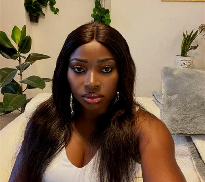Sofía, 30 — Escort en Serpaize, Francia
