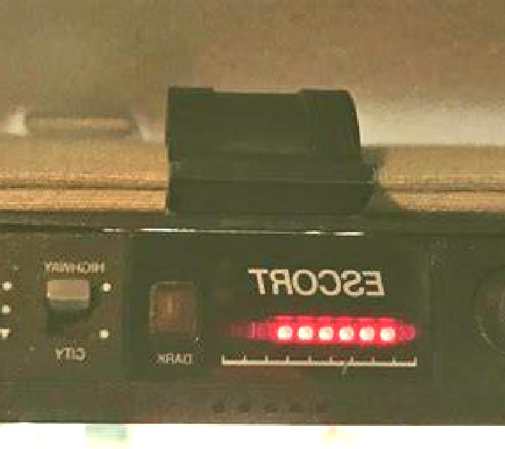 Sofía, 32, acompañante rubia platino de ojos avellana y etnia mediterránea basada en Siegouekou. Ofrece Dominación, Noche completa, Masaje, Parejas. Disponib...