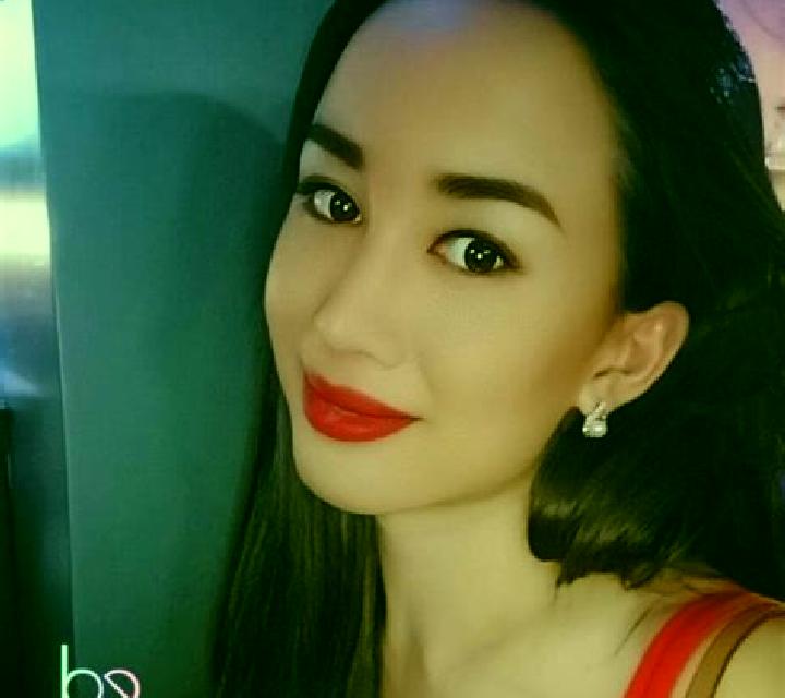 Sofía, 34, acompañante morena de ojos verdes y etnia europea basada en Montecristo. Ofrece Masaje de próstata, Hasta el final (CIM), Experiencia de novia. Di...