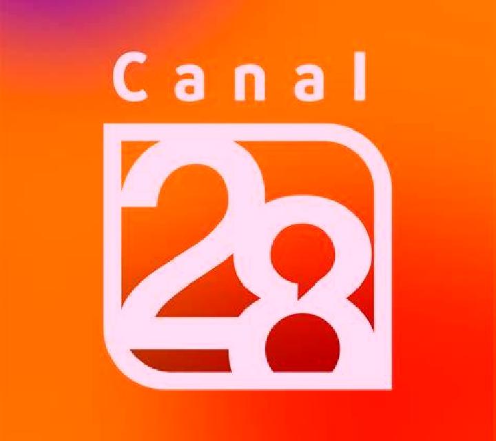 Sofía, 34, acompañante rubia platino de ojos oscuros y etnia oriente medio basada en Ercsi. Ofrece Griego (anal), 69, Masaje de próstata, Dominación, Juego d...